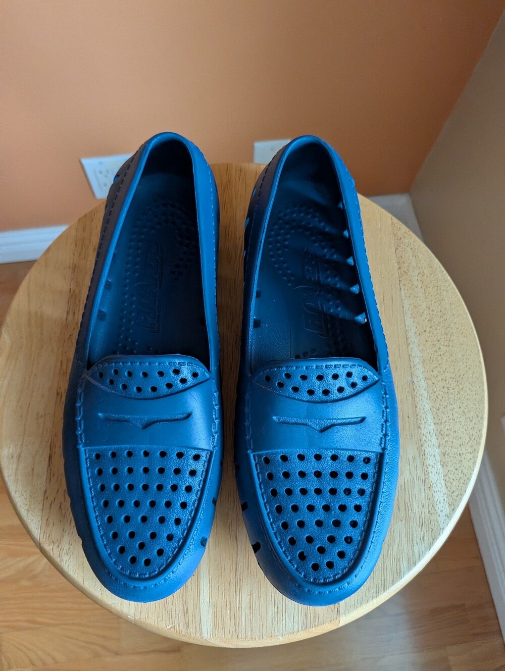 Floafers Women's Navy Perforated Slip-On Loafers Size 9